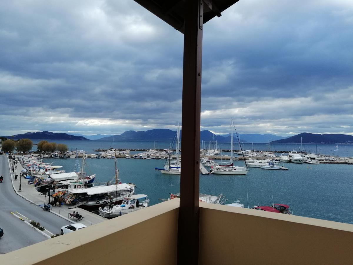 Aegina Port Apt 2-Διαμέρισμα Στο Λιμάνι Της Αίγινας 2 Экстерьер фото