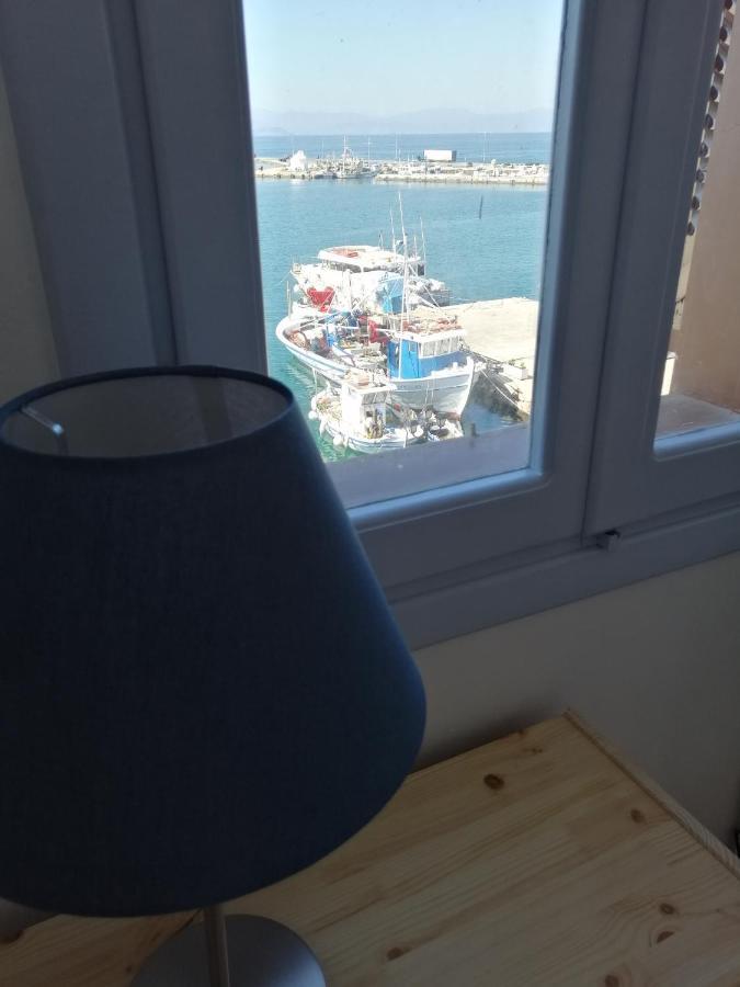Aegina Port Apt 2-Διαμέρισμα Στο Λιμάνι Της Αίγινας 2 Экстерьер фото