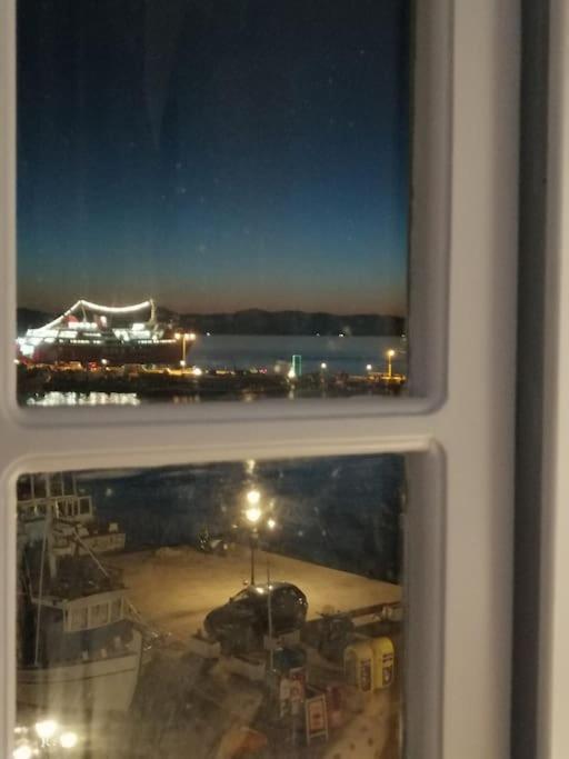 Aegina Port Apt 2-Διαμέρισμα Στο Λιμάνι Της Αίγινας 2 Экстерьер фото