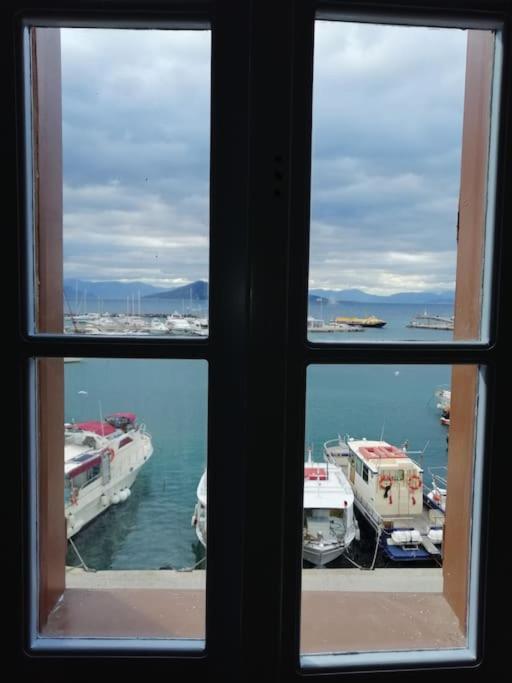 Aegina Port Apt 2-Διαμέρισμα Στο Λιμάνι Της Αίγινας 2 Экстерьер фото